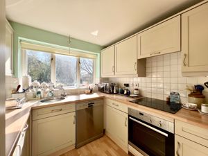 Kitchen- click for photo gallery